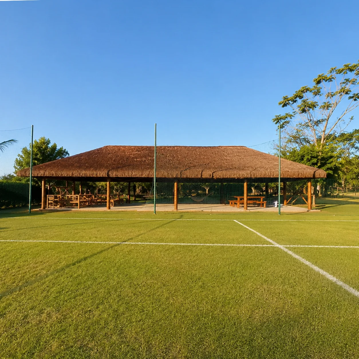 Projeto finalizado com cobertura de piaçava